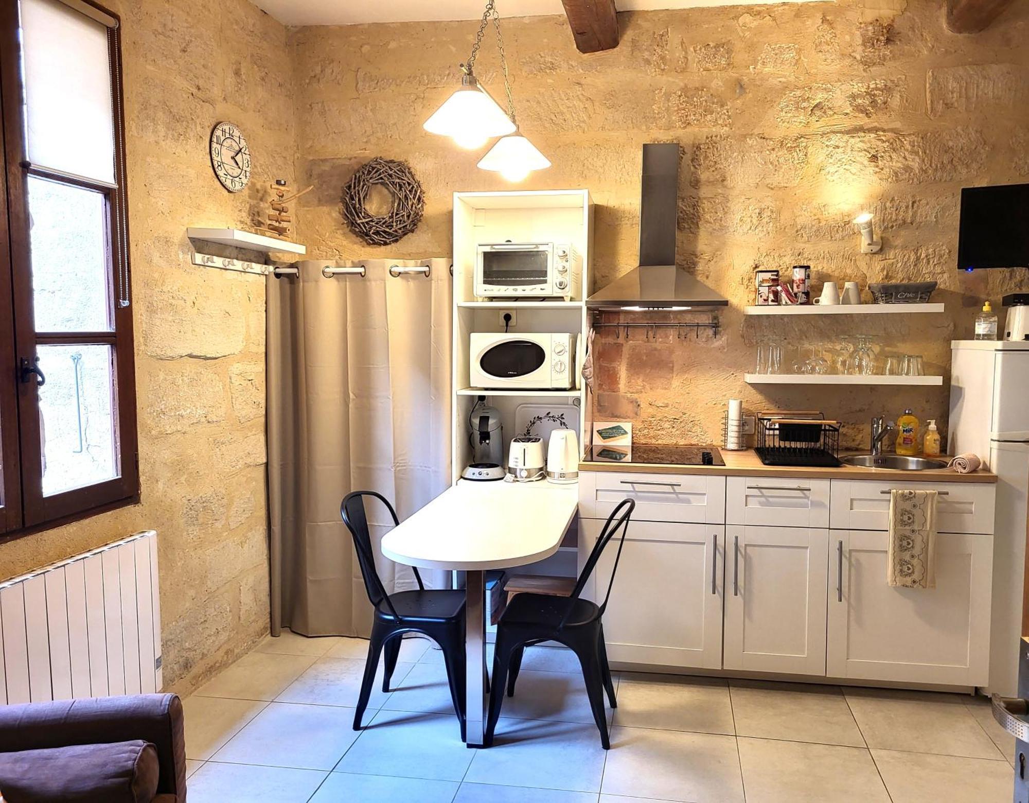 Ravissant Studio Uzes Exterior photo